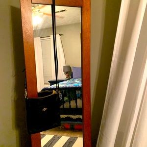 Black Coach Crossbody Bag *LIKE NEW*